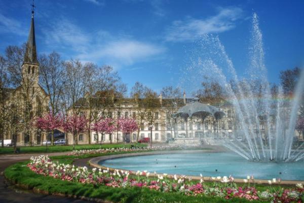 Tres Bel Appartement Dijonnais Place Wilson Gutembert Dış mekan fotoğraf
